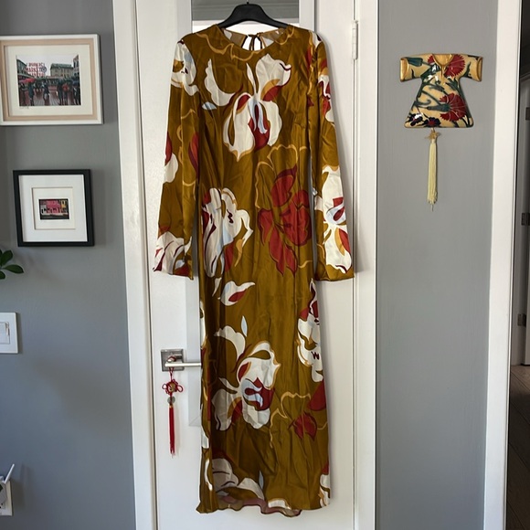 Reformation Davina 100% Silk Dress in Sepia size M - Picture 6 of 9